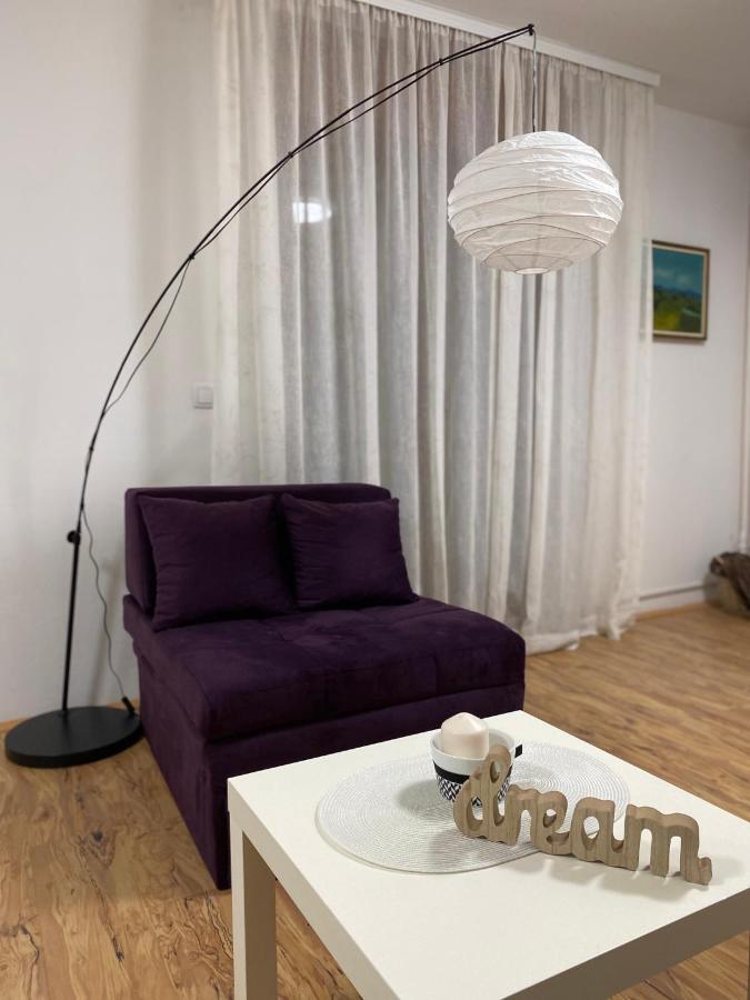 Ferienwohnung Lilyy Leskovac  Exterior foto