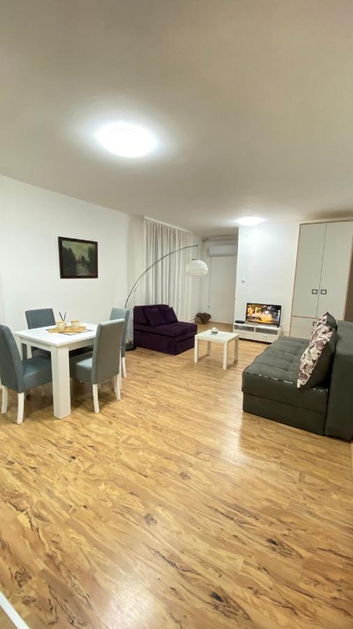 Ferienwohnung Lilyy Leskovac  Exterior foto